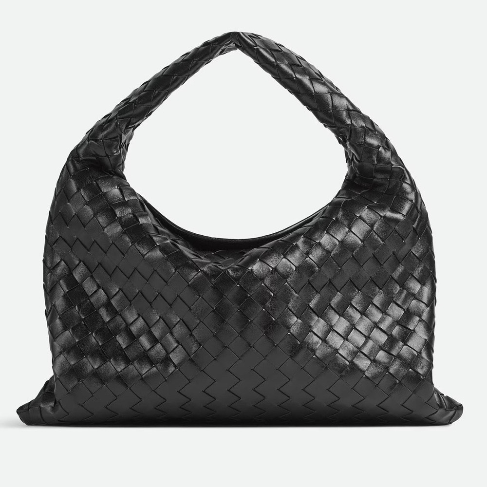 NEW BOTTEGA VENETA SMALL HOP 
in Black. Never worn. Comes with tags & dust bag